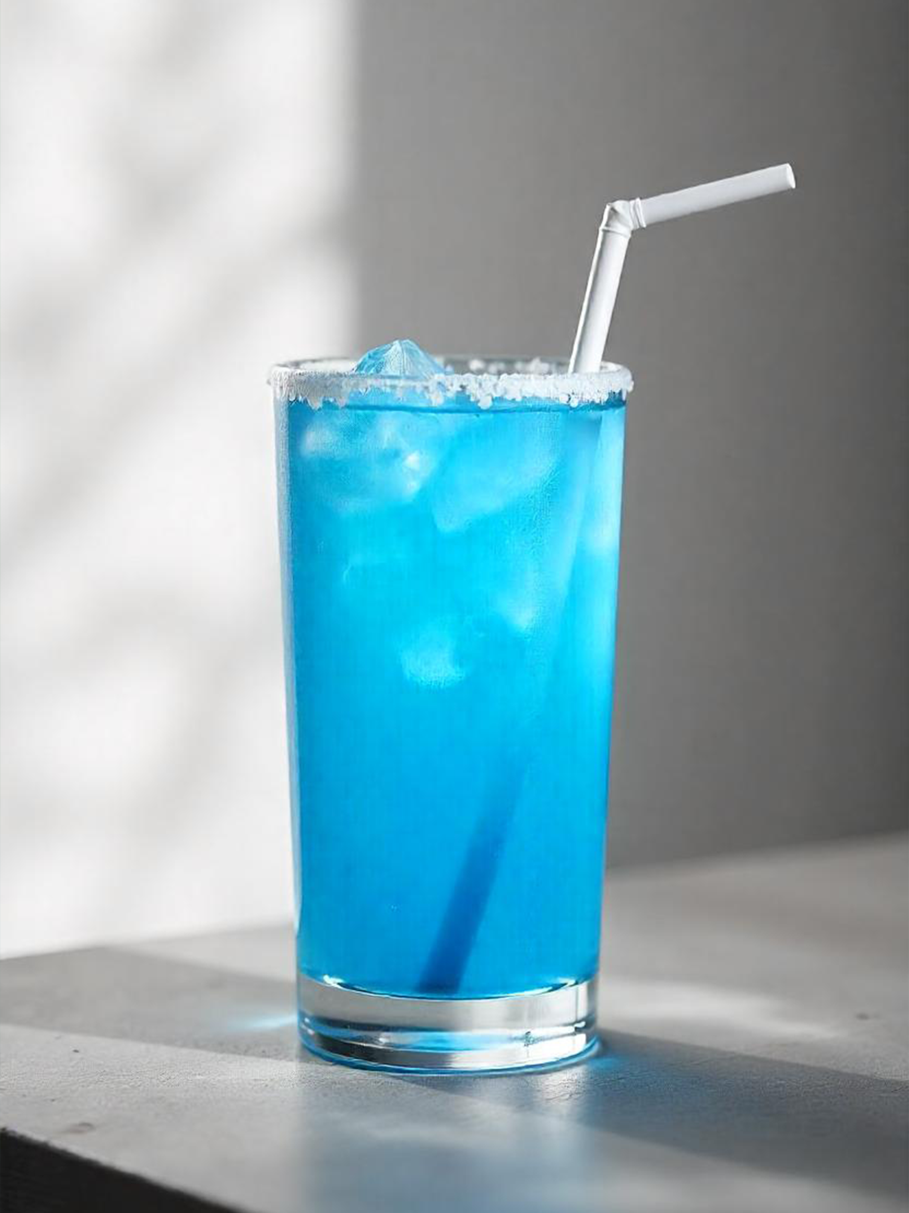 Sugar-Free Blue Curacao Cocktail